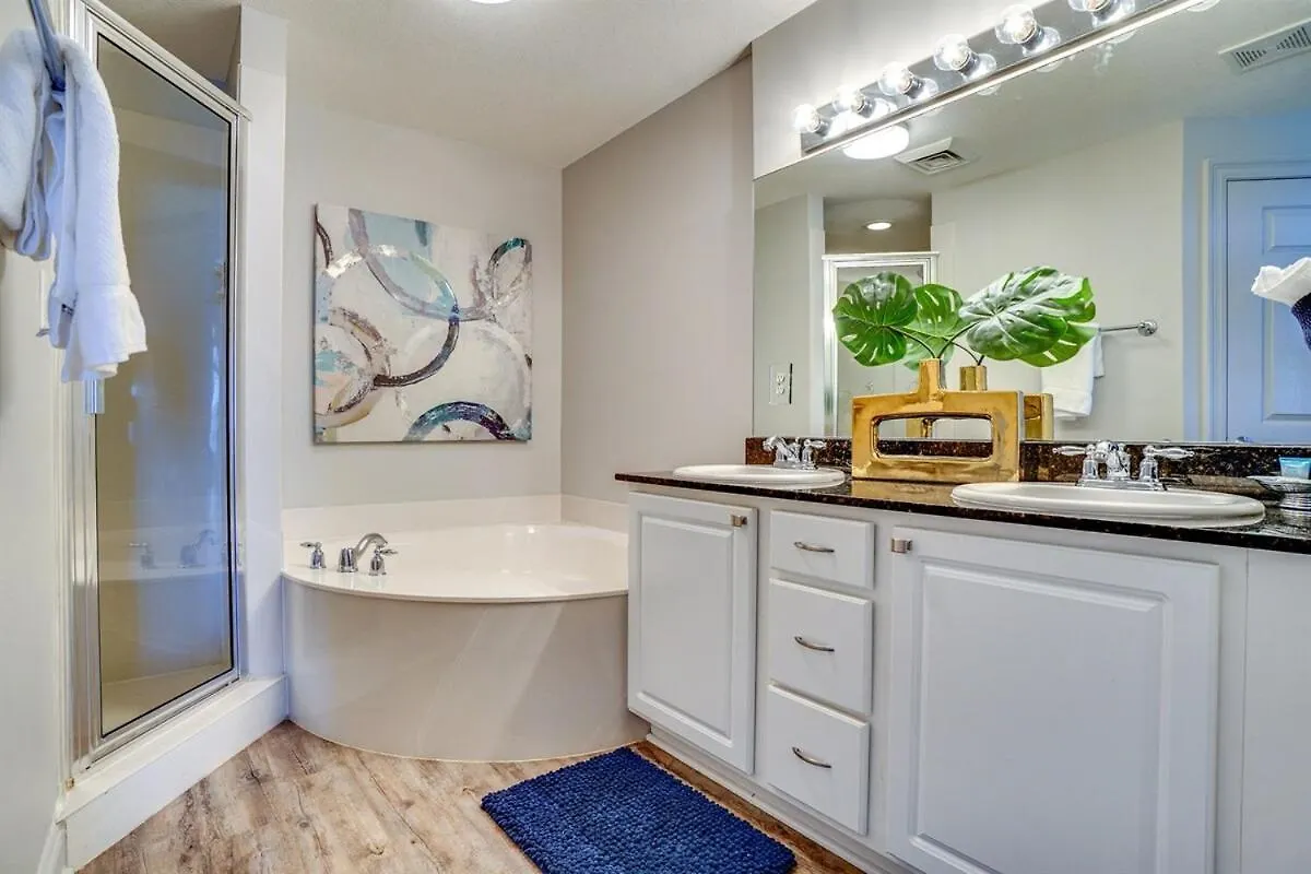 Calypso 909 West Tower Gulf Front 3Br 3Ba Views Forever Panama City Beach Apartment